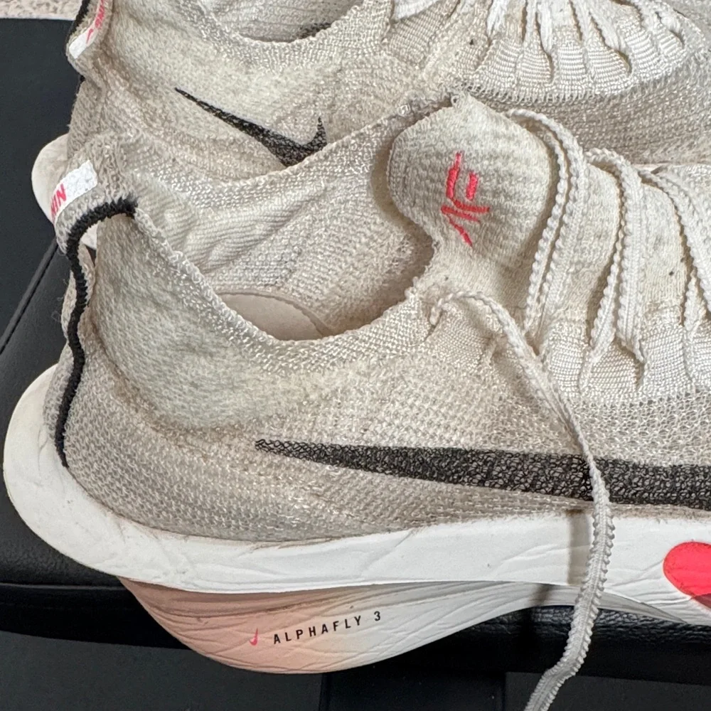 Nike light cream